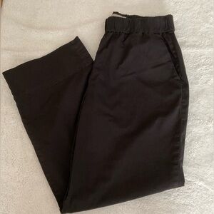 Everlane, Organic Cotton, Black Elastic Waist Trousers, Deep Pockets, Like New!